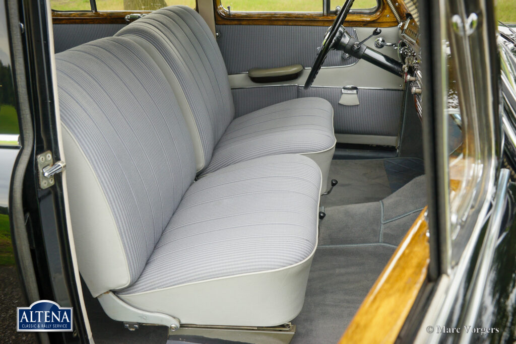 Mercedes 220S, 1958